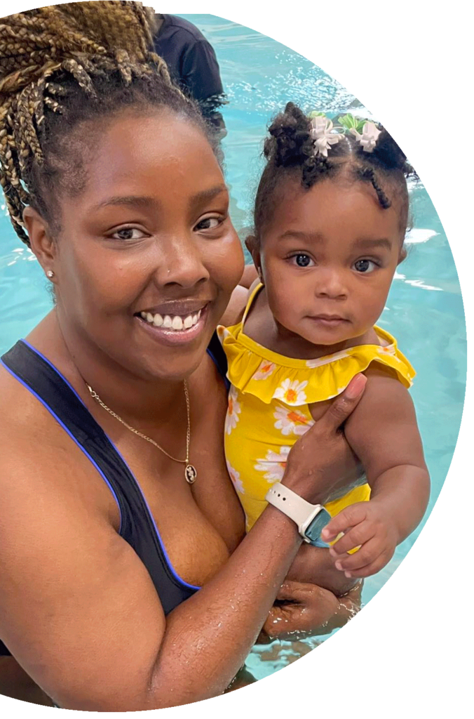 mother-and-daughter-swimming-lessons